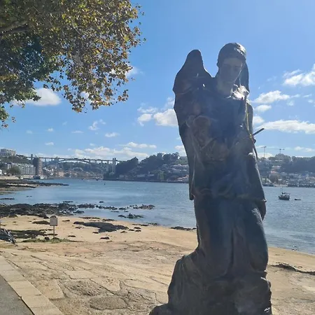 Vista Douro E Mar * Oporto