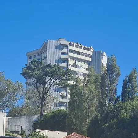 远景杜罗马尔公寓 公寓 *